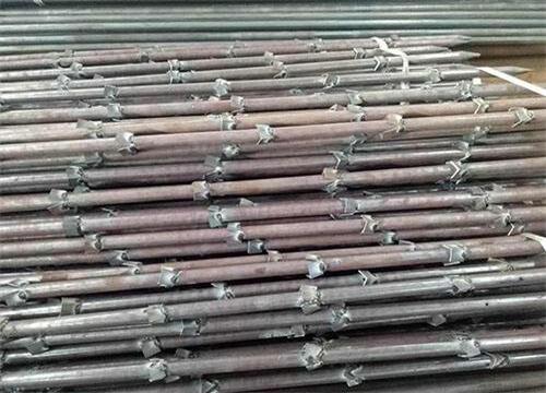 达拉特隧道钢花管